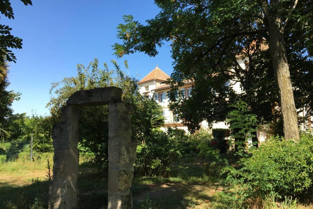 Domaine De Menerque - Petit Chateau Avec Piscine Lisle-sur-Tarn Exterior photo